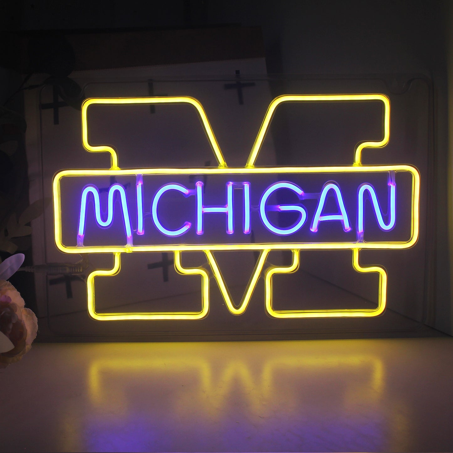 U Michigan Wolverines LED Neon Sign For Wall Decor Room Decor and Party Decor